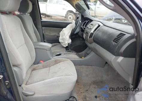 2007 Toyota Tacoma Prerunner V6 z USA, uszkodzony, nr VIN 3TMJU62N57M034835